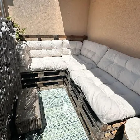 3br Central Gva Apt By Lac Leman
